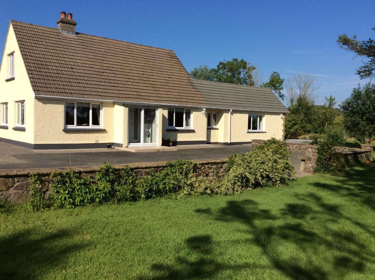 Hotel Pembrokeshire Fields Haverfordwest Esterno foto
